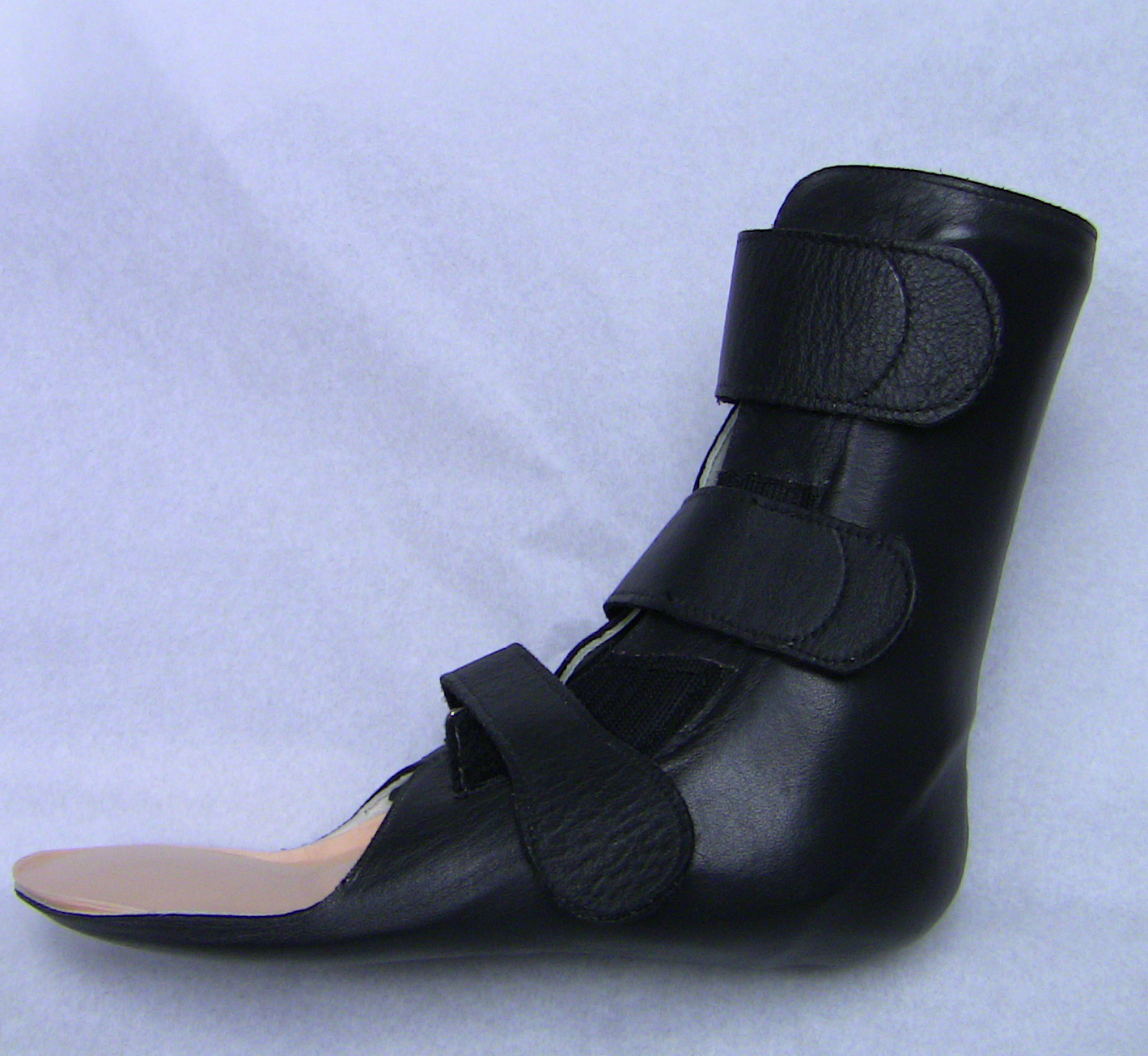 Custom-molded Leather Brace for RA